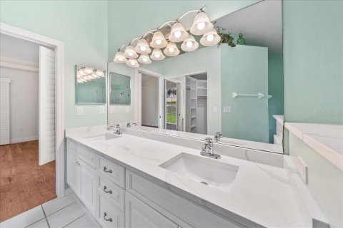 Villa ou maison à vendre à Palm Bay, Floride: 3 chambres, 235.14 m2 № 2142011 - photo 24