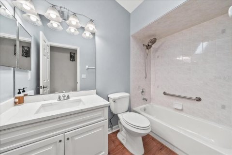Villa ou maison à vendre à Palm Bay, Floride: 3 chambres, 235.14 m2 № 2142011 - photo 29