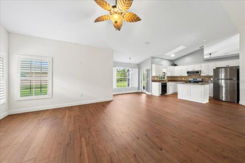 Villa ou maison à vendre à Palm Bay, Floride: 3 chambres, 235.14 m2 № 2142011 - photo 16