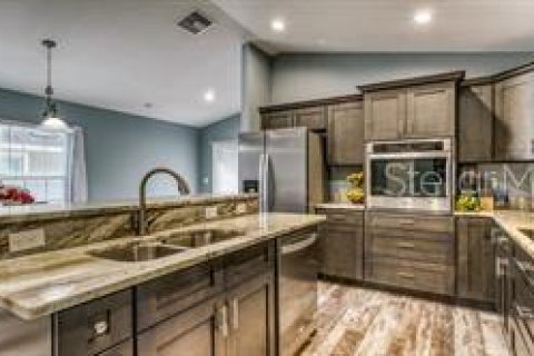 House in Auburndale, Florida 3 bedrooms, 150.13 sq.m. № 1808135 - photo 17