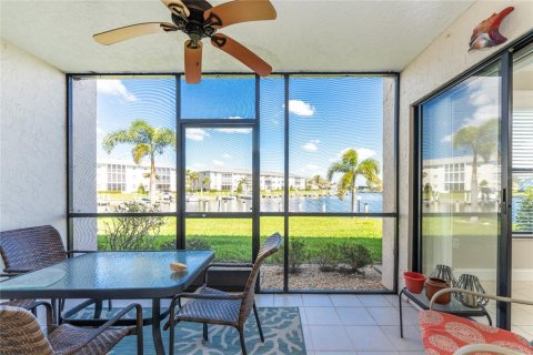 Condo in Punta Gorda, Florida, 2 bedrooms № 2105806 - photo 29