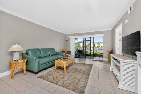 Condo in Punta Gorda, Florida, 2 bedrooms № 2105806 - photo 4