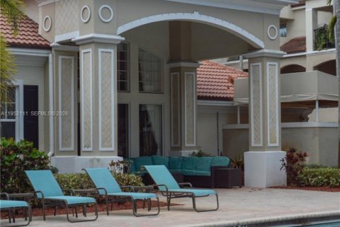 Купить кондоминиум в Корал-Спрингс, Флорида 2 спальни, 104.33м2, № 2006420 - фото 15