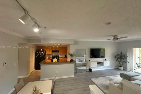 Купить кондоминиум в Корал-Спрингс, Флорида 2 спальни, 104.33м2, № 2006420 - фото 8