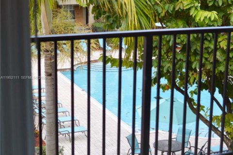 Купить кондоминиум в Корал-Спрингс, Флорида 2 спальни, 104.33м2, № 2006420 - фото 21