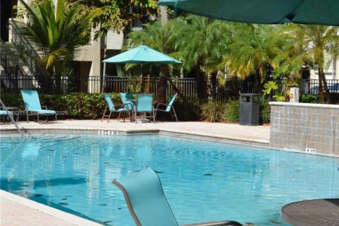 Купить кондоминиум в Корал-Спрингс, Флорида 2 спальни, 104.33м2, № 2006420 - фото 25