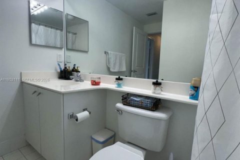 Купить кондоминиум в Корал-Спрингс, Флорида 2 спальни, 104.33м2, № 2006420 - фото 18