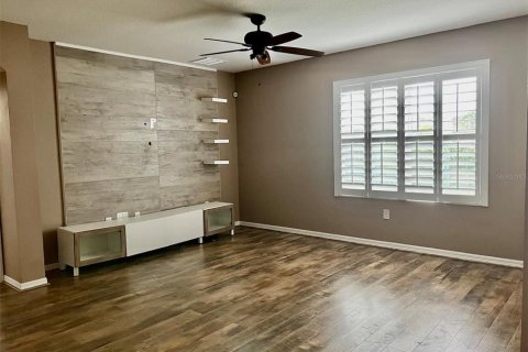 Casa en alquiler en Wimauma, Florida, 4 dormitorios, 171.5 m2 № 1813689 - foto 10