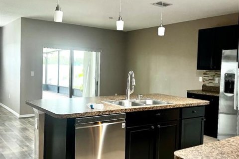 Casa en alquiler en Wimauma, Florida, 4 dormitorios, 171.5 m2 № 1813689 - foto 7