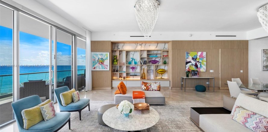 Condo in Sunny Isles Beach, Florida, 4 bedrooms  № 1685910