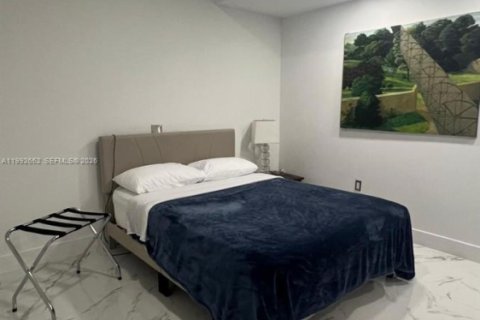 Casa en alquiler en Miami, Florida, 183.2 m2 № 2056690 - foto 3