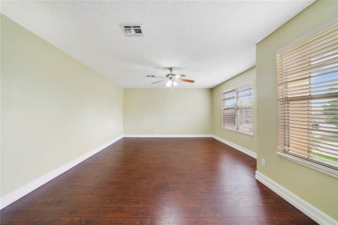 House in Orlando, Florida 6 bedrooms, 330.27 sq.m. № 1750933 - photo 15