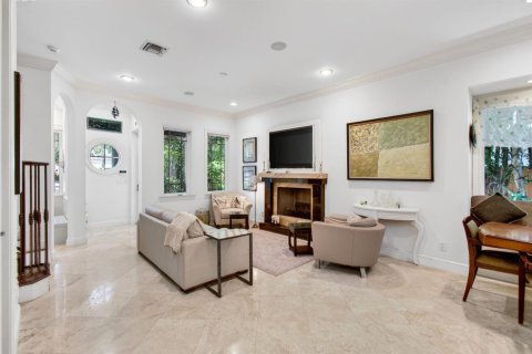 Townhouse in Delray Beach, Florida 3 bedrooms, 197.51 sq.m. № 2249973 - photo 11