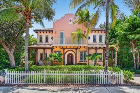 Townhouse in Delray Beach, Florida 3 bedrooms, 197.51 sq.m. № 2249973 - photo 2