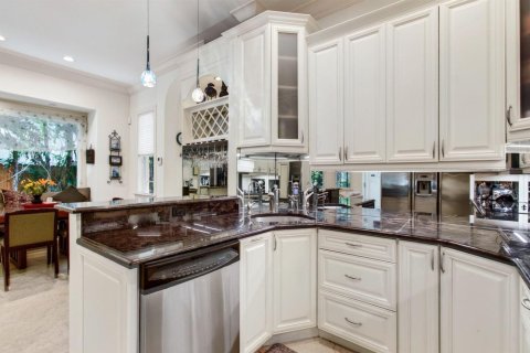 Townhouse in Delray Beach, Florida 3 bedrooms, 197.51 sq.m. № 2249973 - photo 15