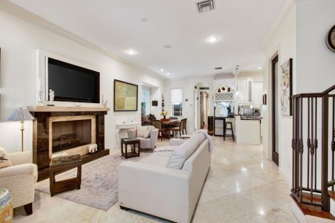Townhouse in Delray Beach, Florida 3 bedrooms, 197.51 sq.m. № 2249973 - photo 7