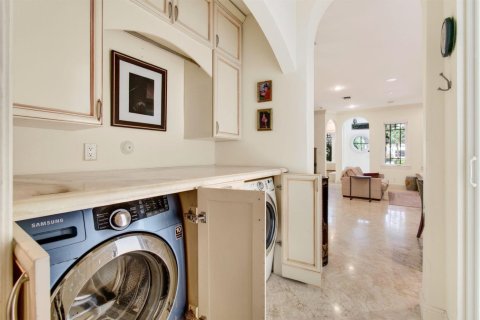 Townhouse in Delray Beach, Florida 3 bedrooms, 197.51 sq.m. № 2249973 - photo 24