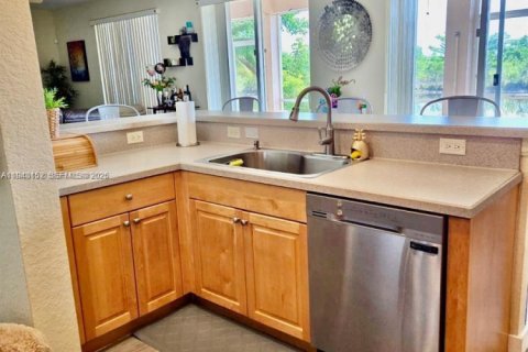 Casa en venta en Weston, Florida, 5 dormitorios, 248.23 m2 № 1999482 - foto 14