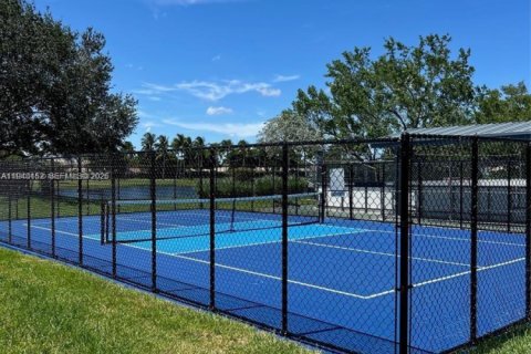 Casa en venta en Weston, Florida, 5 dormitorios, 248.23 m2 № 1999482 - foto 26