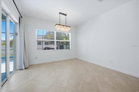Villa ou maison à vendre à Port Charlotte, Floride: 3 chambres, 246.75 m2 № 2333933 - photo 17