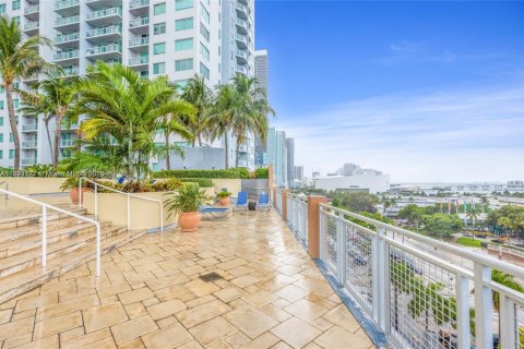 Copropriété à vendre à Miami, Floride: 1 chambre, 74.88 m2 № 2018206 - photo 24