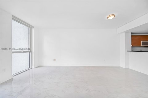 Copropriété à vendre à Miami, Floride: 1 chambre, 74.88 m2 № 2018206 - photo 5