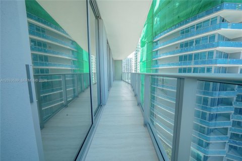 Copropriété à louer à Miami, Floride: 2 chambres, 114.73 m2 № 2179679 - photo 6