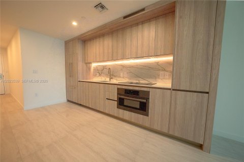 Copropriété à louer à Miami, Floride: 2 chambres, 114.73 m2 № 2179679 - photo 3