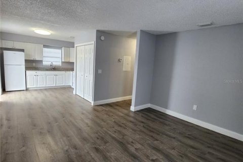 Appartement à louer à Tampa, Floride: 2 chambres, 92.9 m2 № 2419919 - photo 4