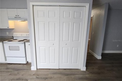 Appartement à louer à Tampa, Floride: 2 chambres, 92.9 m2 № 2419919 - photo 5