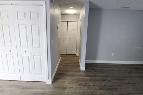 Appartement à louer à Tampa, Floride: 2 chambres, 92.9 m2 № 2419919 - photo 7