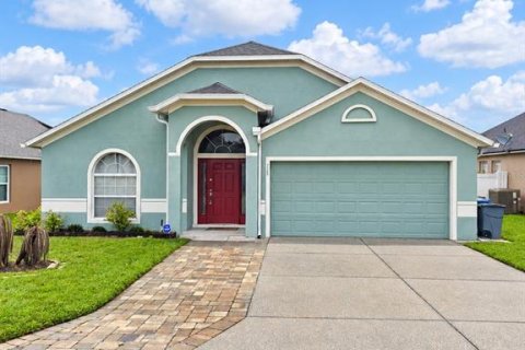 Villa ou maison à Davenport, Floride 3 chambres, 176.7 m2 № 2410485