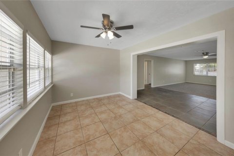 House in Clearwater, Florida 2 bedrooms, 111.76 sq.m. № 1747180 - photo 13