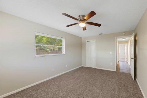 House in Clearwater, Florida 2 bedrooms, 111.76 sq.m. № 1747180 - photo 11