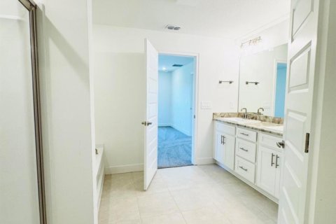 Villa ou maison à vendre à Port St. Lucie, Floride: 4 chambres, 163.04 m2 № 2088185 - photo 6