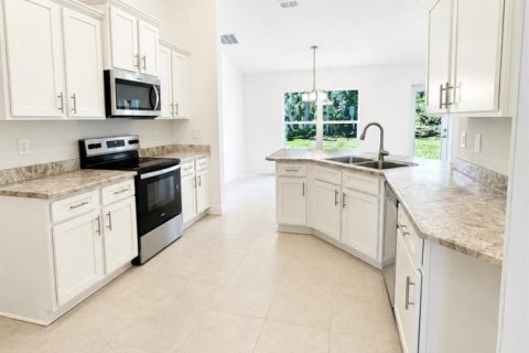 Villa ou maison à vendre à Port St. Lucie, Floride: 4 chambres, 163.04 m2 № 2088185 - photo 3
