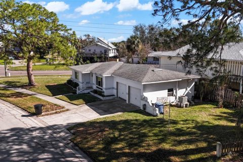 Villa ou maison à vendre à Saint Petersburg, Floride: 2 chambres, 91.42 m2 № 1534991 - photo 6
