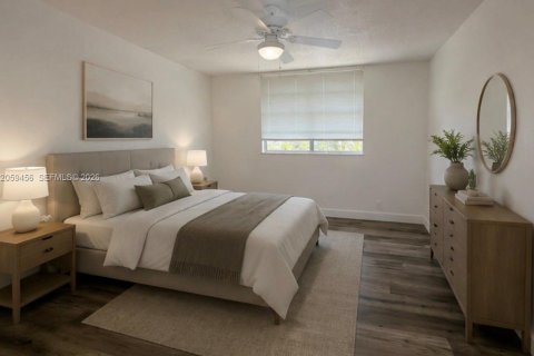 Condo in Lauderdale Lakes, Florida, 2 bedrooms № 2264313 - photo 4