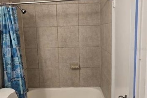Adosado en alquiler en Orlando, Florida, 2 dormitorios, 106.28 m2 № 1767817 - foto 3