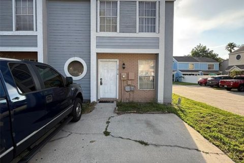 Adosado en alquiler en Orlando, Florida, 2 dormitorios, 106.28 m2 № 1767817 - foto 1