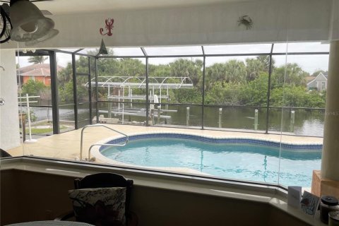 Villa ou maison à vendre à Port Charlotte, Floride: 3 chambres, 182.55 m2 № 2167117 - photo 20