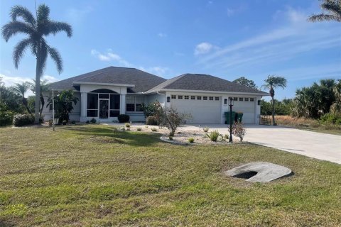 Villa ou maison à Port Charlotte, Floride 3 chambres, 182.55 m2 № 2167117