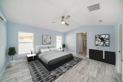 House in Lutz, Florida 4 bedrooms, 205.78 sq.m. № 1598185 - photo 5