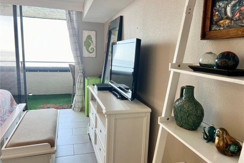 Condo in Hudson, Florida, 2 bedrooms  № 1613457 - photo 11