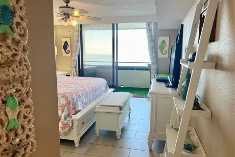 Condo in Hudson, Florida, 2 bedrooms  № 1613457 - photo 12