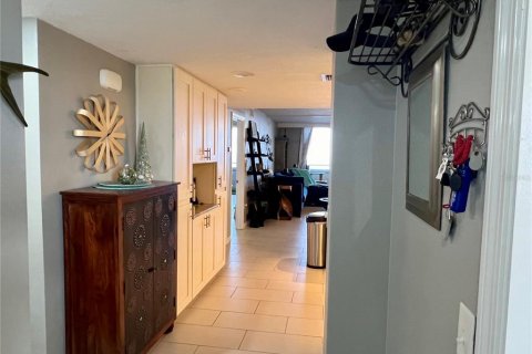 Condo in Hudson, Florida, 2 bedrooms  № 1613457 - photo 23