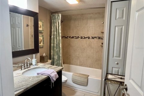 Condo in Hudson, Florida, 2 bedrooms  № 1613457 - photo 19