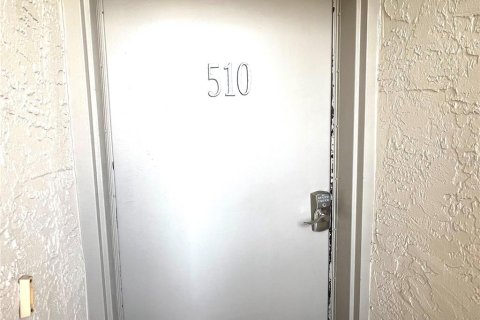 Condo in Hudson, Florida, 2 bedrooms  № 1613457 - photo 6