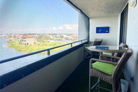 Condo in Hudson, Florida, 2 bedrooms  № 1613457 - photo 3