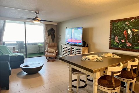 Condo in Hudson, Florida, 2 bedrooms  № 1613457 - photo 7